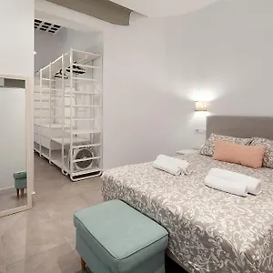 Loft Next To Calle Betis, Area Of Seville-sevillarooms , Sevilla España